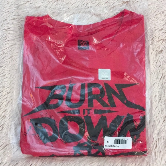 Seth Rollins ‘BURN IT DOWN’ WWE Long Sleeve. - Picture 7 of 9